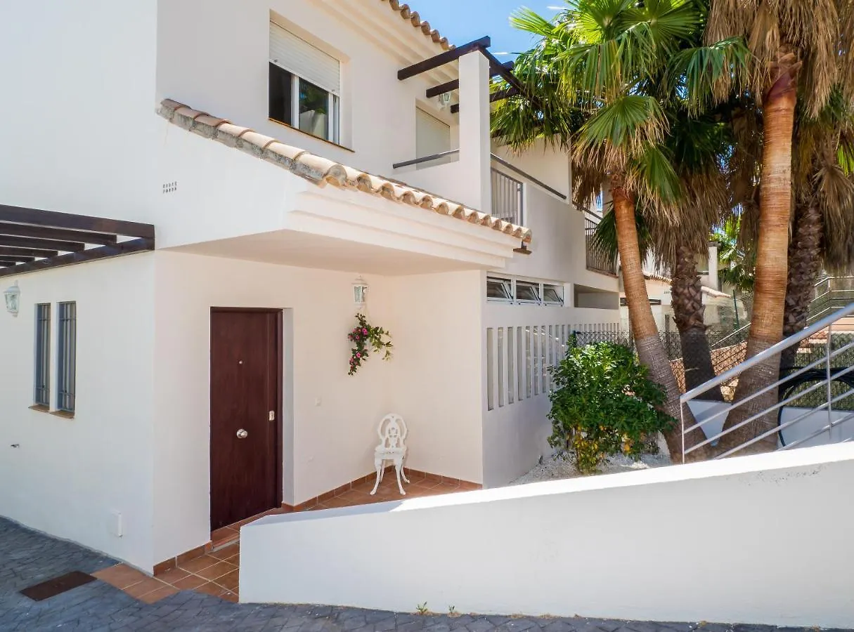 Villa Rosa luxury private large Villa to rent Manilva